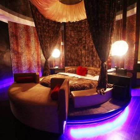 We Love Hotel Шанхай Екстериор снимка